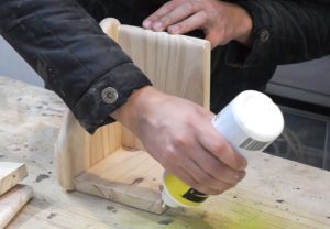 Comment créer un porte télécommande en bois ? - Chadi Chabib